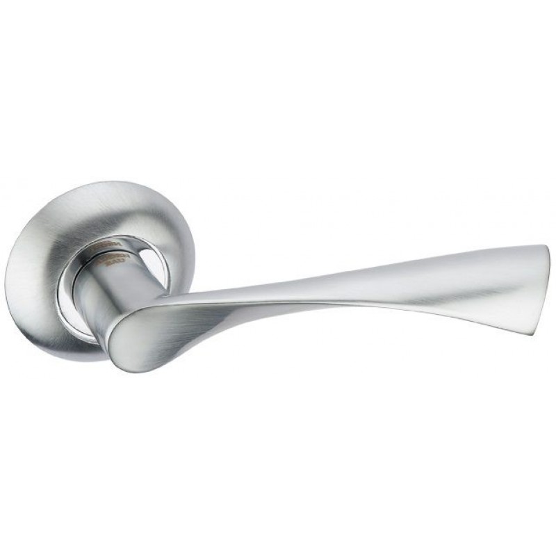 Adden bau - Дверная ручка на круглой розетке ADDEN BAU Legend A123 Chrome хром Adden bau - Дверная ручка на круглой розетке ADDEN BAU Legend A123 Chrome хром