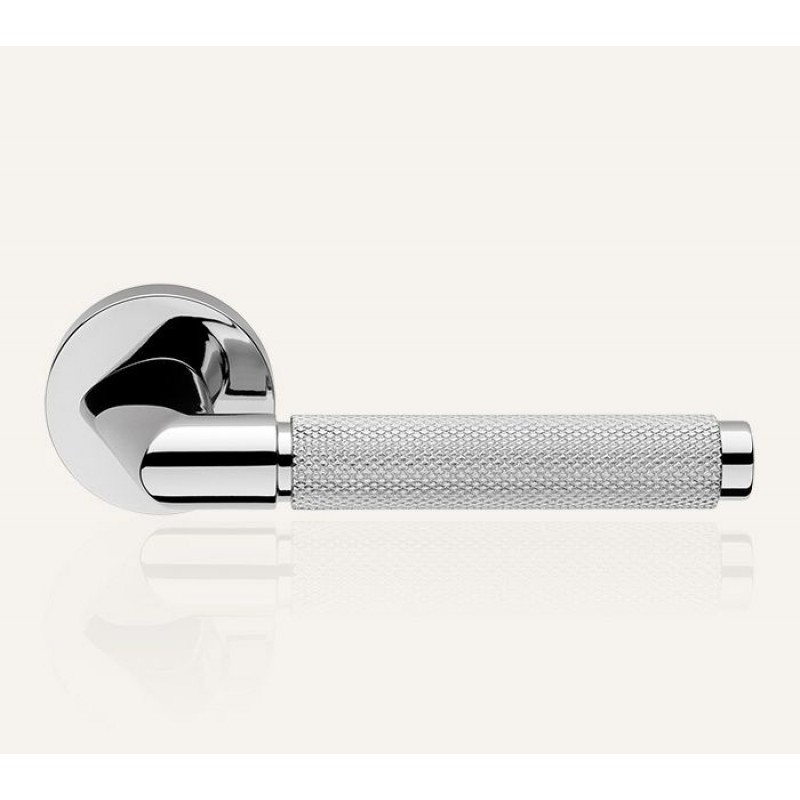Linea Cali - Дверная ручка LINEA CALI GRIP 1705 RO 023 CR хром глянцевый Linea Cali - Дверная ручка LINEA CALI GRIP 1705 RO 023 CR хром глянцевый